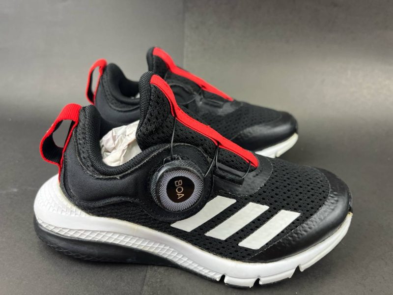 ADIDAS 17.5CM - Image 5