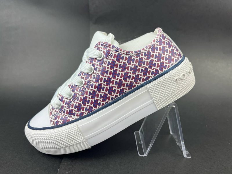 TOMMY HILFIGER 17.5CM