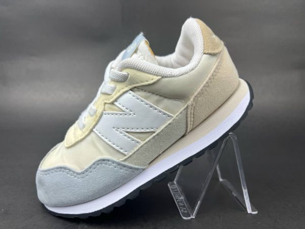 NEW BALANCE 16CM