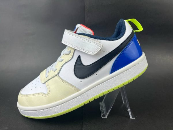 NIKE 22.5CM