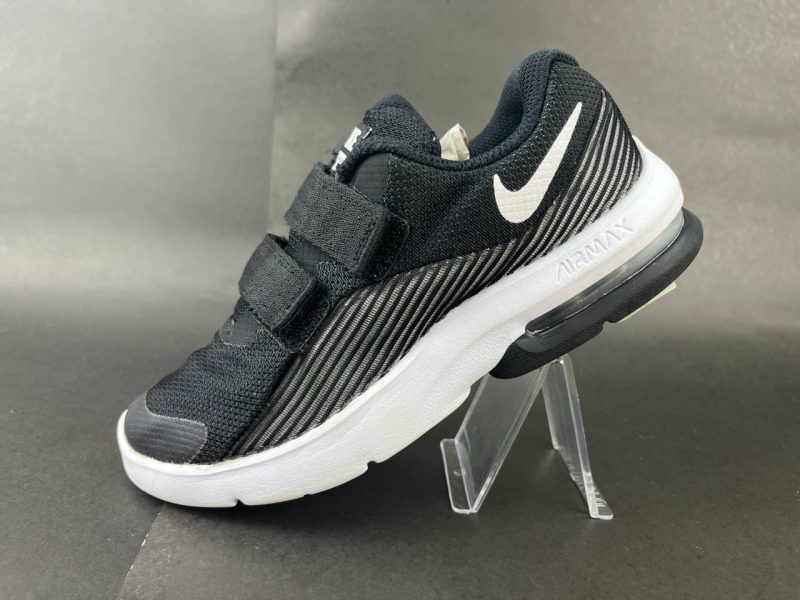 NIKE 20.0CM