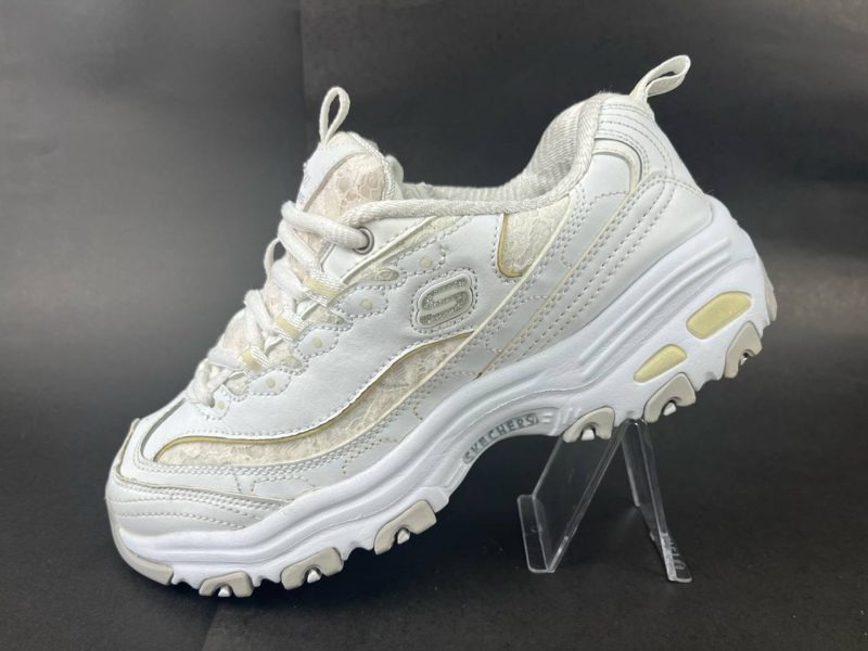 SKECHERS 22.5CM