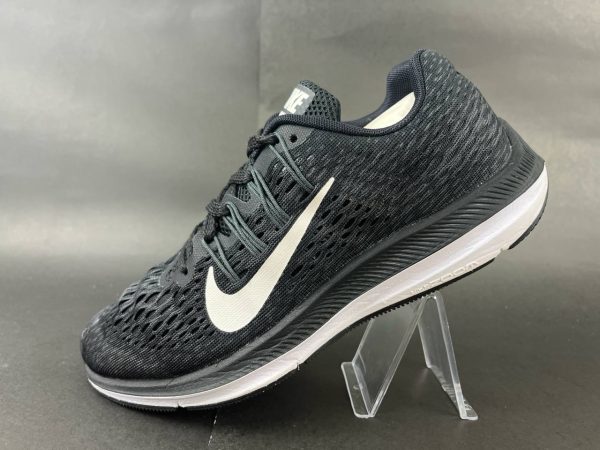 NIKE 23.0CM